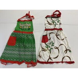 Christmas Themed Kitchen Aprons Set Of Two Pantry and Lenox Brands B8